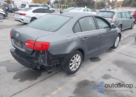 2013 Volkswagen Jetta 2.5L Se z USA, uszkodzony, nr VIN 3VWBX7AJ6DM410239